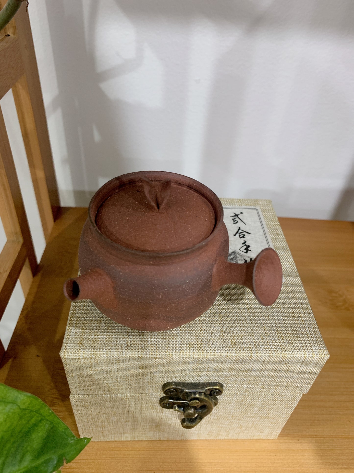 纯手工潮州手拉侧把壶 Pure handmade Chaozhou side handle teapot 茶壶