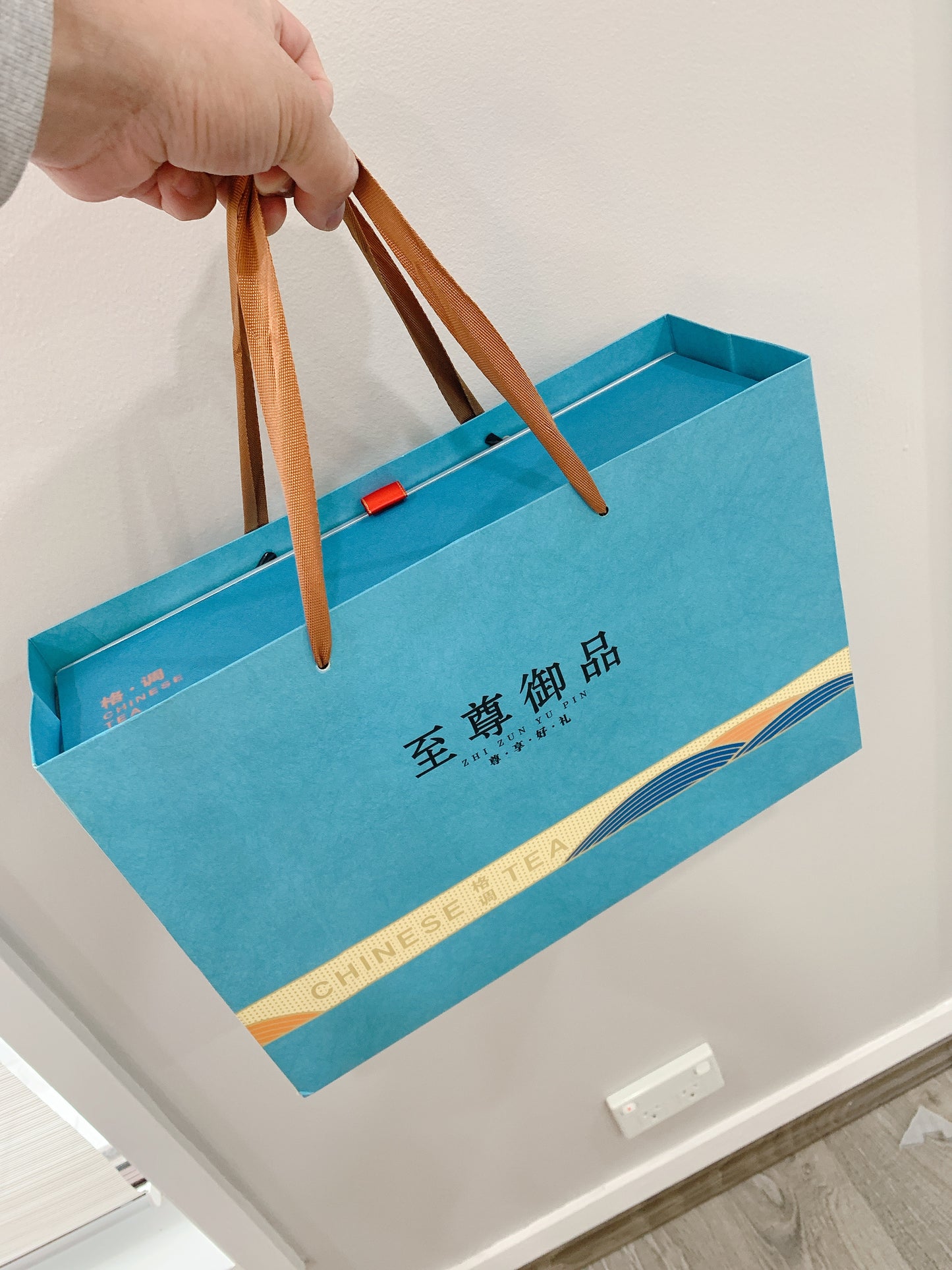 “极稀珍品”高端礼盒【金玉满堂】（金丝玉兰香）Luxury Gift Box Tea 【GOLD SILK MAGNOLIA】200g